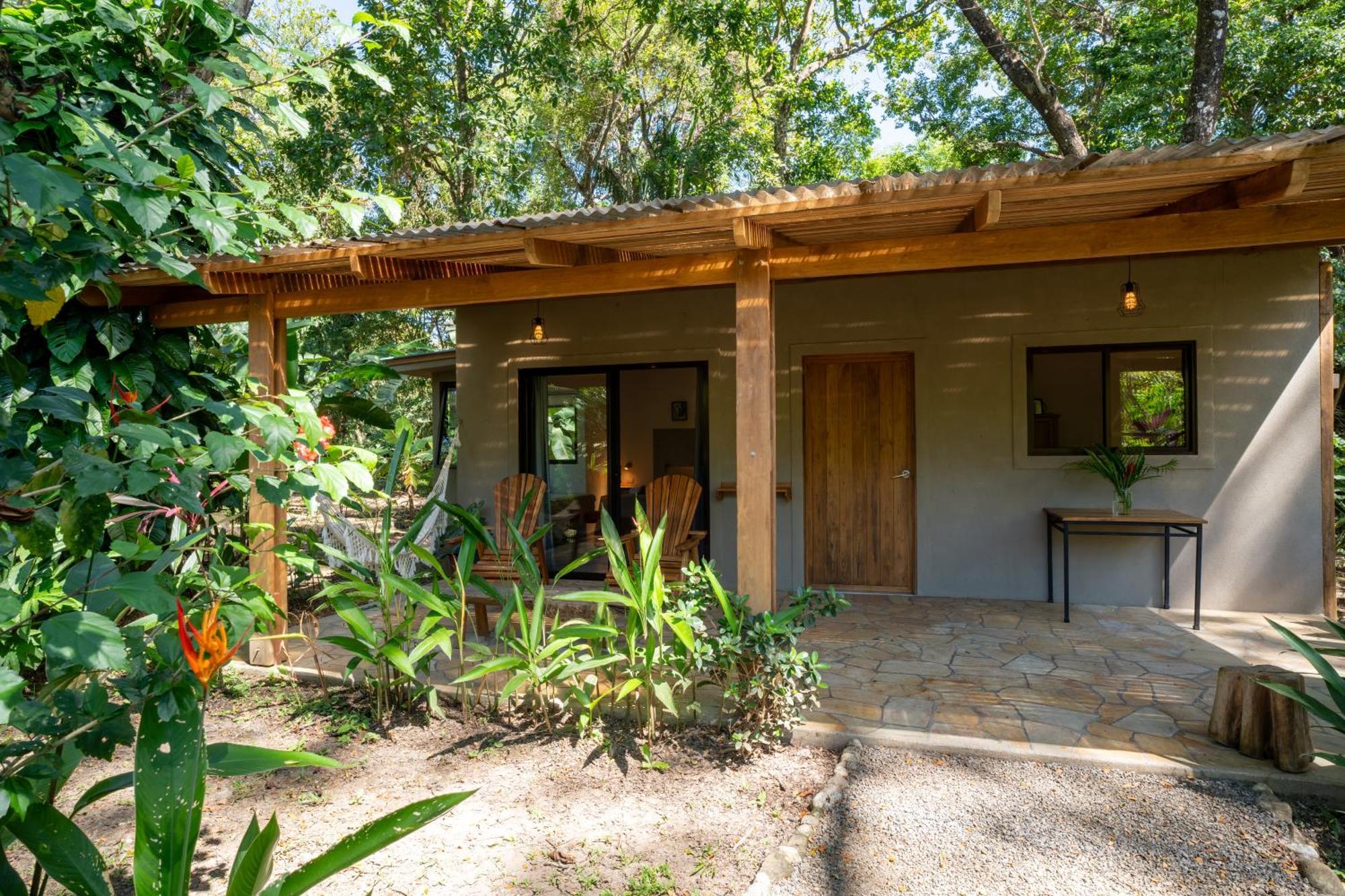 Feeling Trees Jungle Lodge Cabuya  Exterior photo